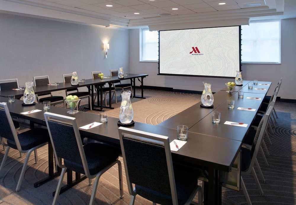 Chicago Marriott Suites O'Hare Rosemont Dış mekan fotoğraf