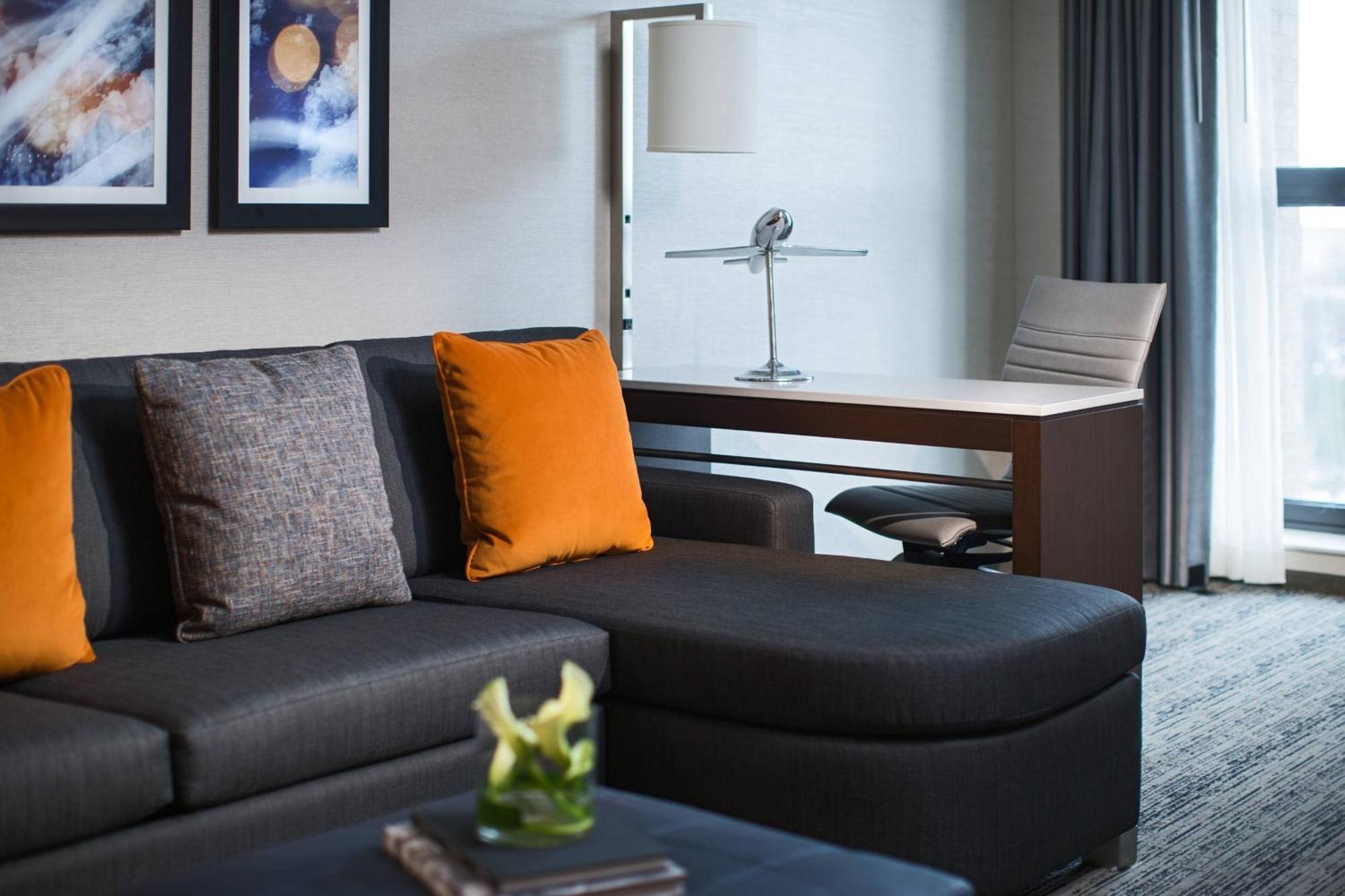 Chicago Marriott Suites O'Hare Rosemont Dış mekan fotoğraf