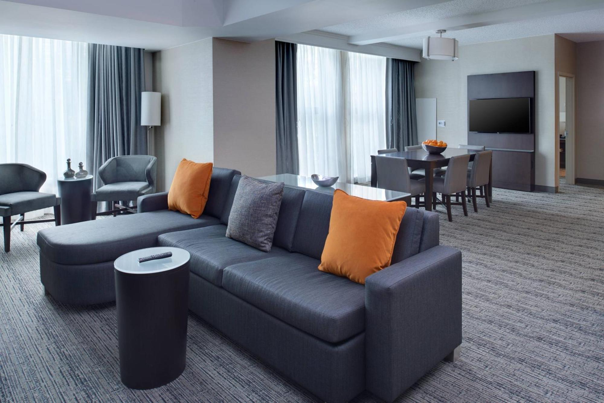 Chicago Marriott Suites O'Hare Rosemont Dış mekan fotoğraf