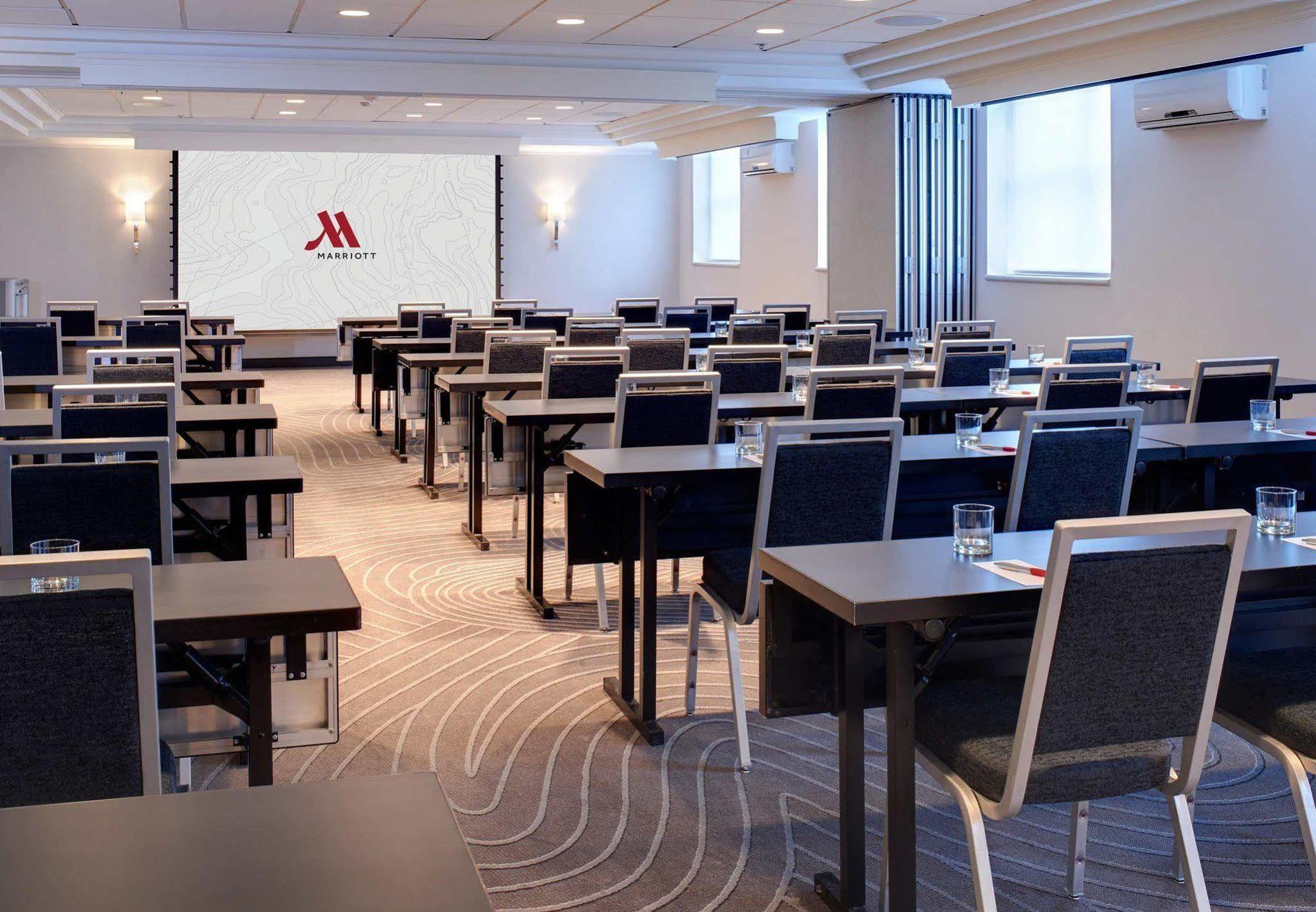 Chicago Marriott Suites O'Hare Rosemont Dış mekan fotoğraf